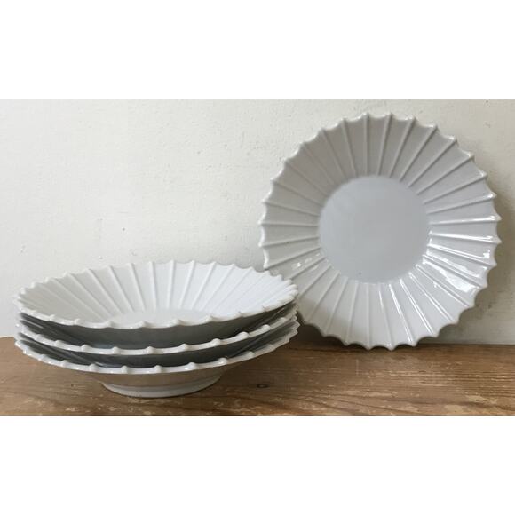 Set Lot 4 Vintage Japanese Porcelain Fan Shaped Dessert Dishes Bowls Plates 6\